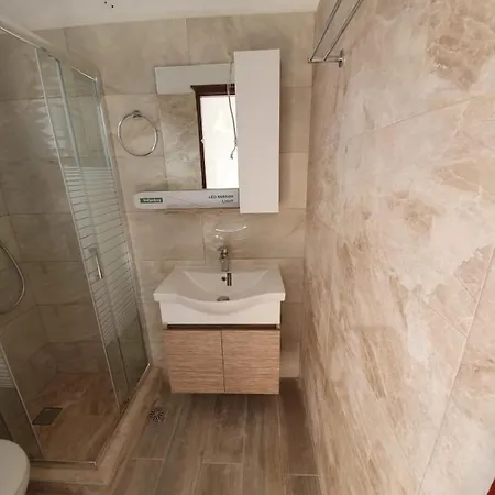 Apartment Giovanni 20 *