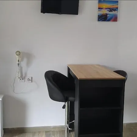 アパート Giovanni 20 コス・タウン