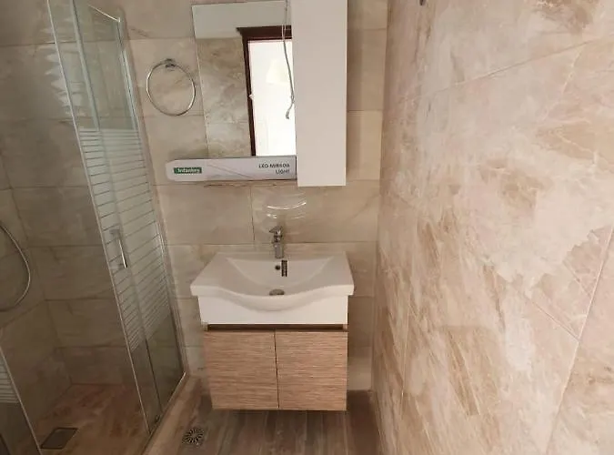 アパート Giovanni 20 *